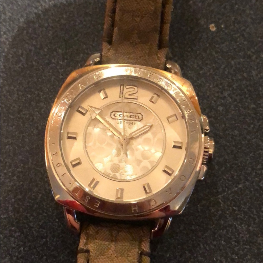 Coach Watch - Picture 6 of 7